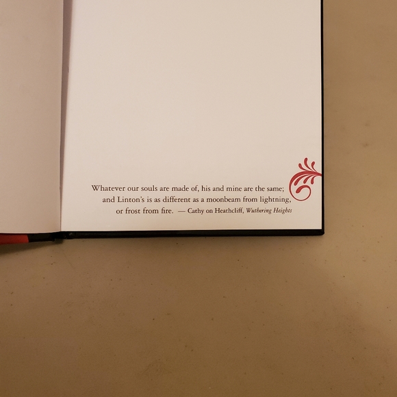 The Twilight Saga Tin box set - Picture 9 of 14